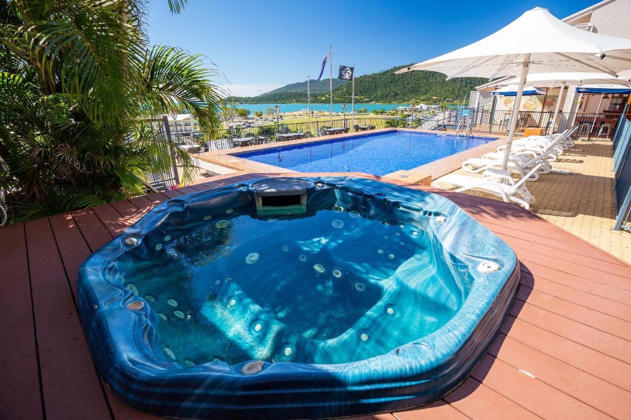 Ocean Views 16 Pool & Spa Wi-Fi Airlie Beach Eksteriør bilde